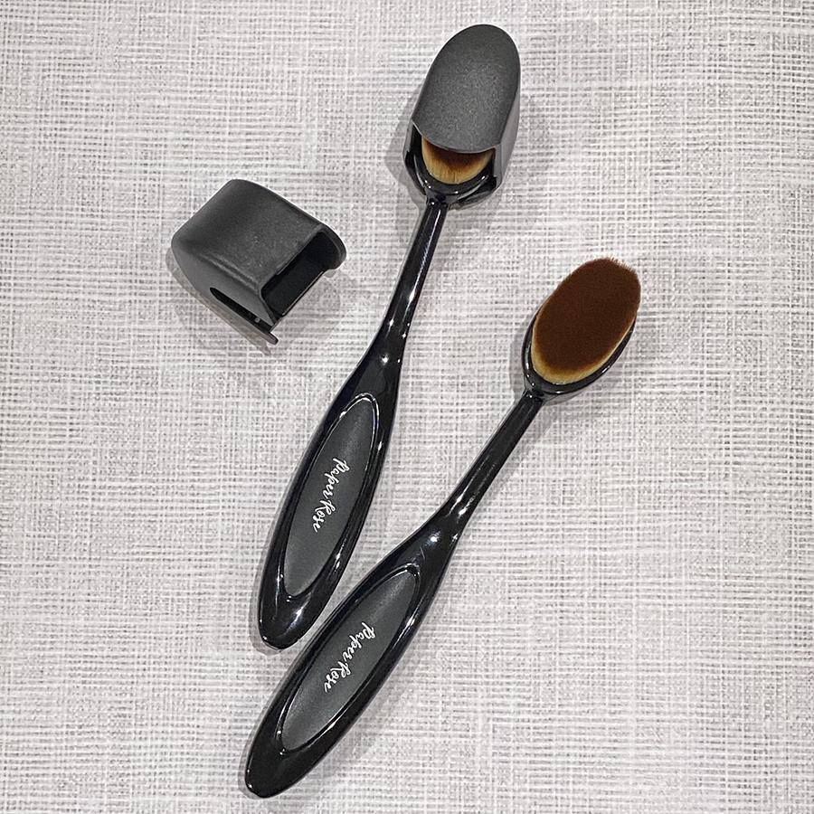 Blending Brush with Cap - 2 Pack